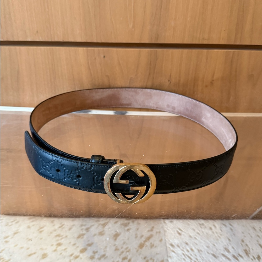 Gucci Black Leather Belt with Gold Double G Buckle